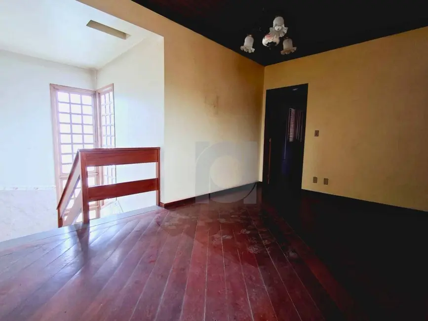 Foto 9 de Casa com 2 quartos para alugar, 320m2 em Scharlau, Sao Leopoldo - RS