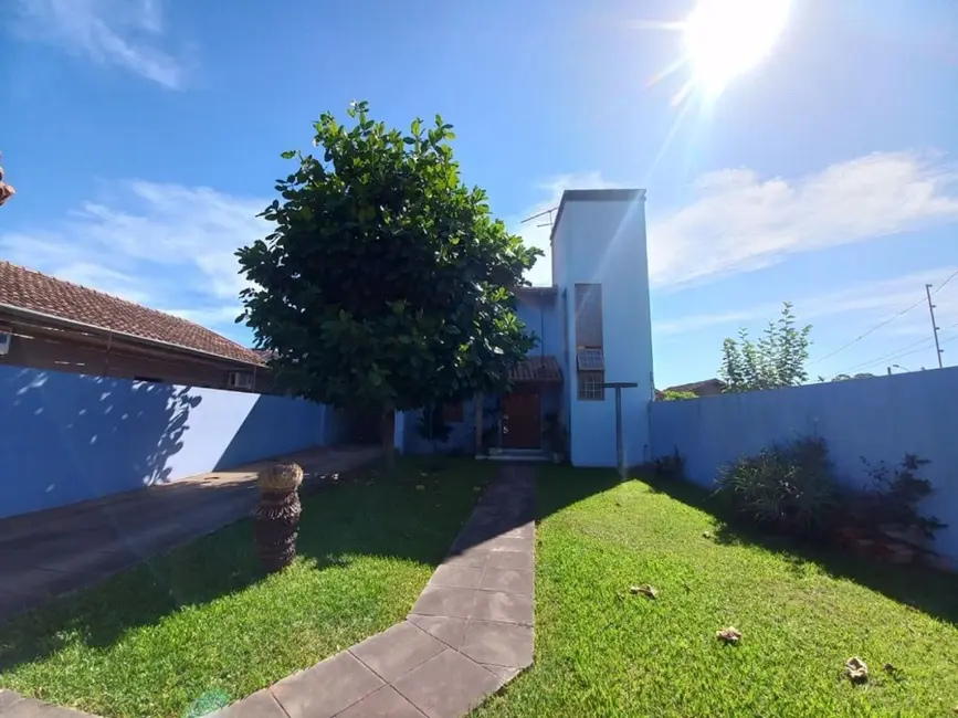 Foto 2 de Casa com 2 quartos para alugar, 320m2 em Scharlau, Sao Leopoldo - RS