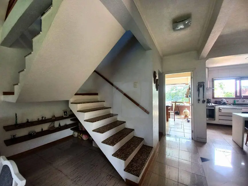 Casa com 4 quartos à venda e para alugar, 774m2 em Santo André, Sao Leopoldo - RS - imagem 8 Foto 8 de Casa com 4 quartos à venda e para alugar, 774m2 em Santo André, Sao Leopoldo - RS