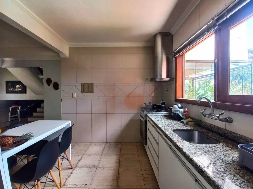 Casa com 4 quartos à venda e para alugar, 774m2 em Santo André, Sao Leopoldo - RS - imagem 4 Foto 4 de Casa com 4 quartos à venda e para alugar, 774m2 em Santo André, Sao Leopoldo - RS