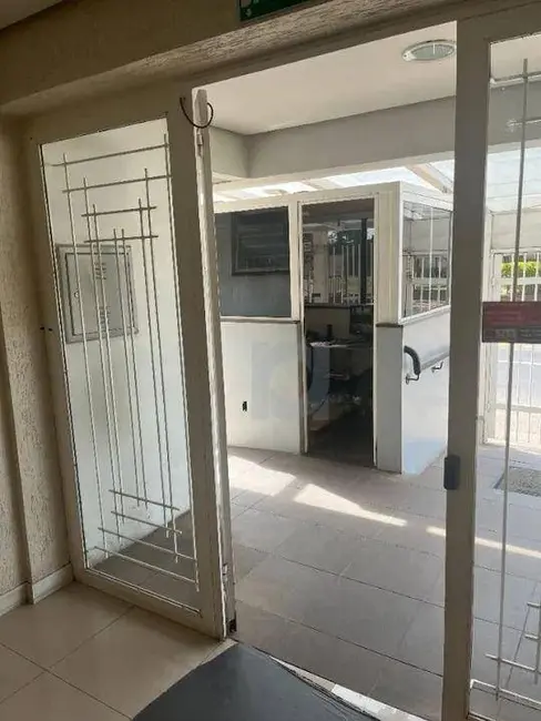Foto 2 de Kitnet com 1 quarto para alugar, 30m2 em Centro, Sao Leopoldo - RS