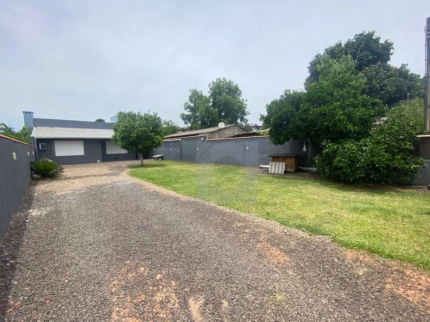 Foto 1 de Casa com 1 quarto à venda, 300m2 em Portao - RS