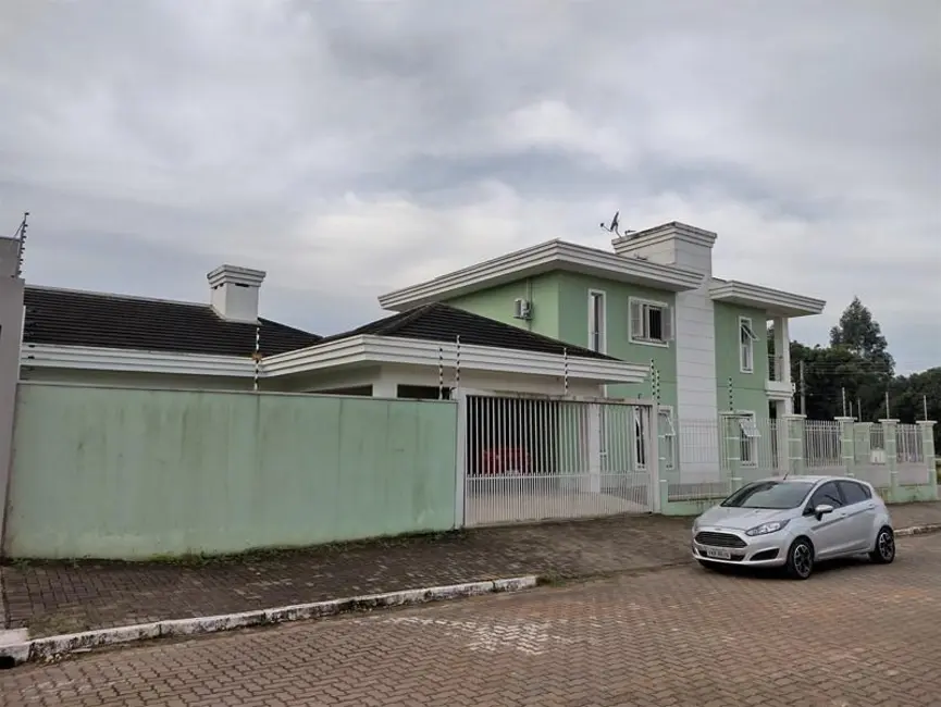 Foto 4 de Sobrado com 4 quartos à venda, 340m2 em Bela Vista, Estancia Velha - RS