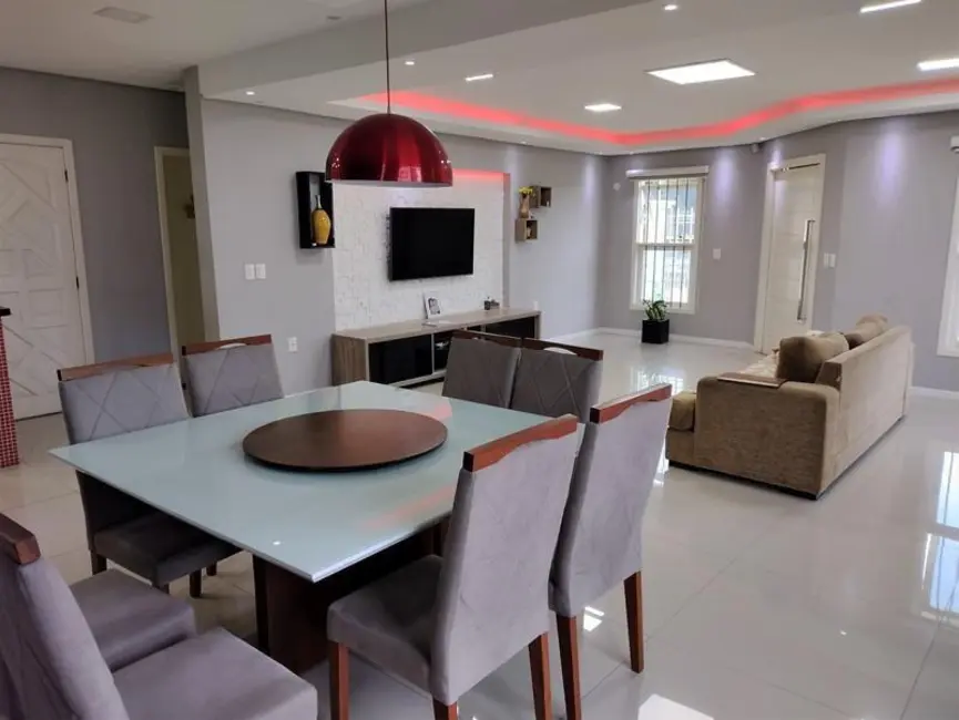 Foto 6 de Sobrado com 4 quartos à venda, 340m2 em Bela Vista, Estancia Velha - RS