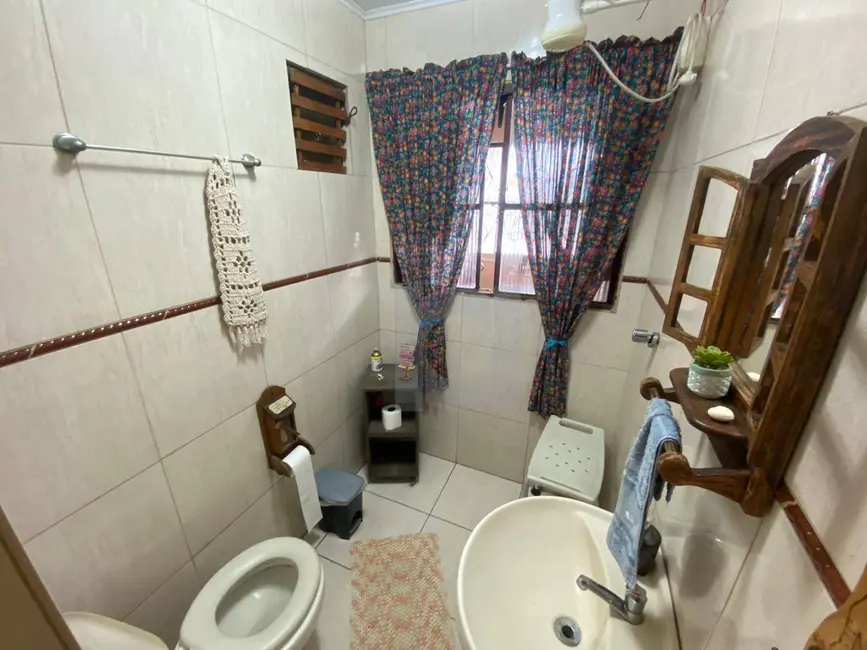 Casa com 3 quartos à venda, 360m2 em Portao - RS - imagem 6 Foto 6 de Casa com 3 quartos à venda, 360m2 em Portao - RS
