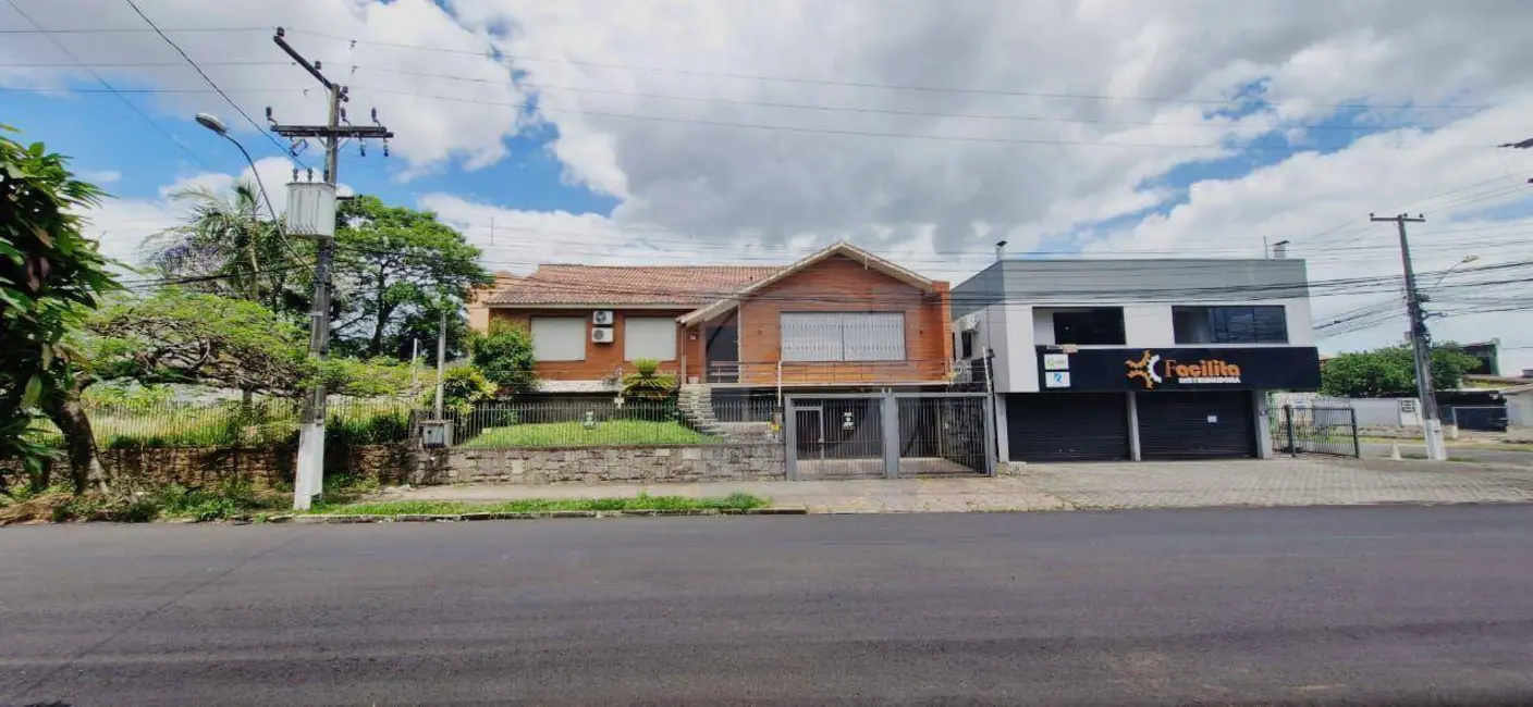 Foto 1 de Casa com 3 quartos à venda, 462m2 em Fião, Sao Leopoldo - RS