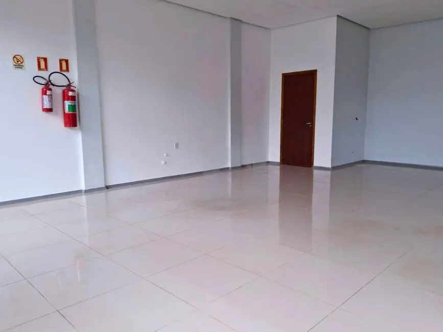 Loja para alugar, 65m2 em Arroio da Manteiga, Sao Leopoldo - RS - imagem 4 Foto 4 de Loja para alugar, 65m2 em Arroio da Manteiga, Sao Leopoldo - RS