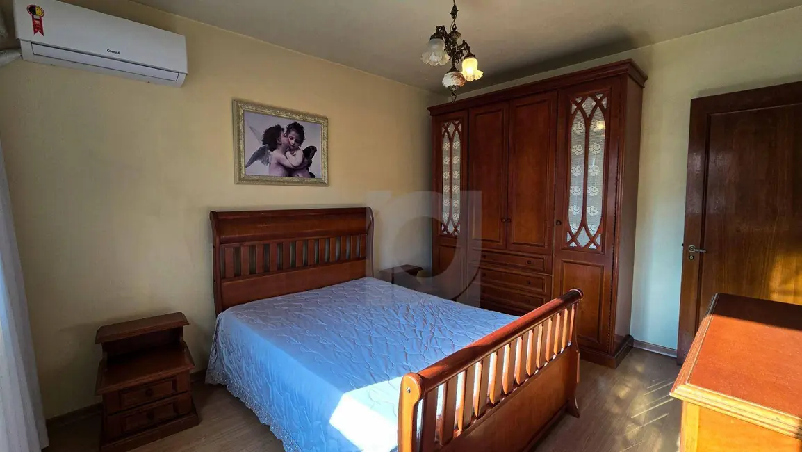 Apartamento com 2 quartos para alugar, 120m2 em Centro, Sao Leopoldo - RS - imagem 9 Foto 9 de Apartamento com 2 quartos para alugar, 120m2 em Centro, Sao Leopoldo - RS