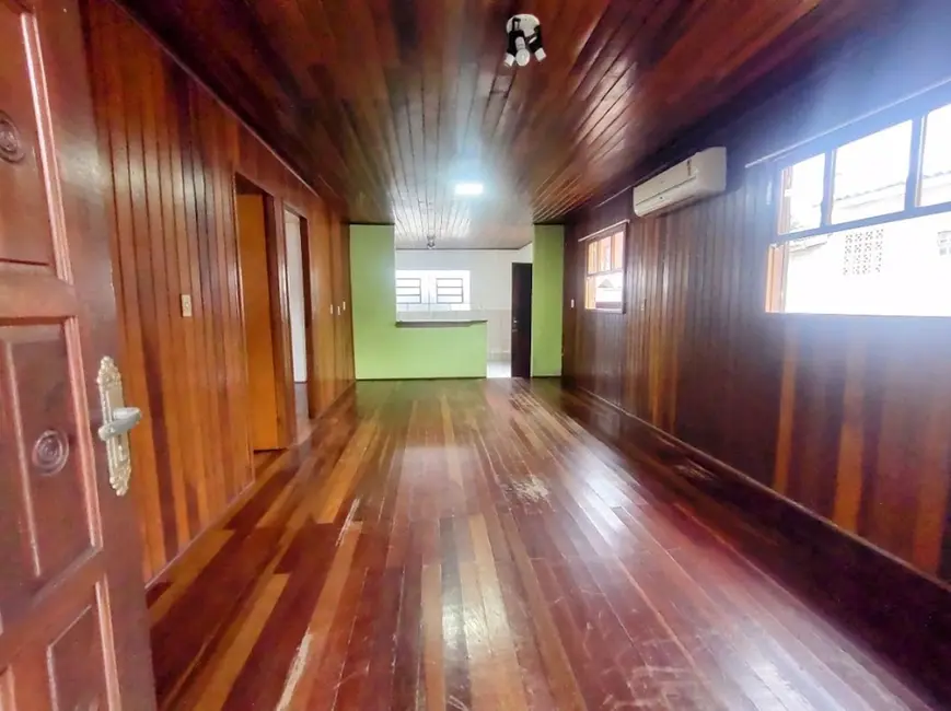 Foto 9 de Casa com 2 quartos para alugar, 300m2 em Padre Reus, Sao Leopoldo - RS