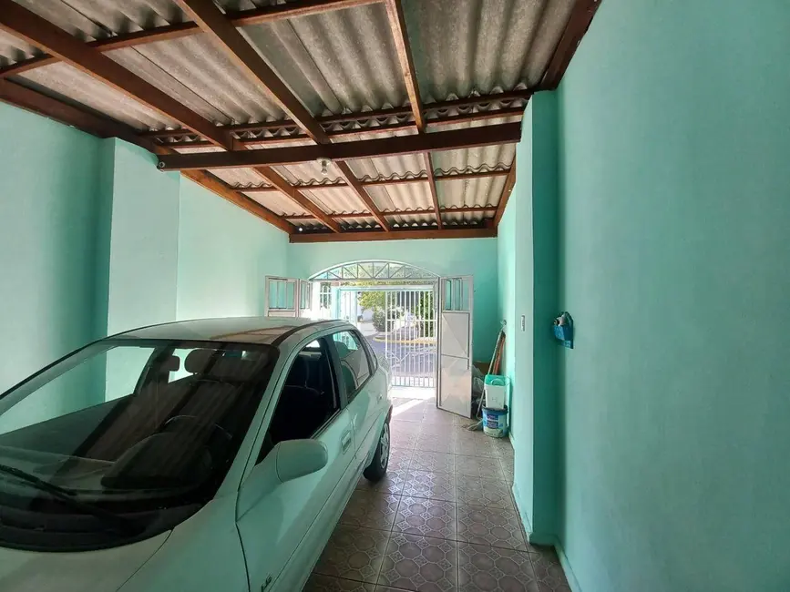 Foto 2 de Casa com 2 quartos à venda e para alugar, 132m2 em Centro, Sao Leopoldo - RS
