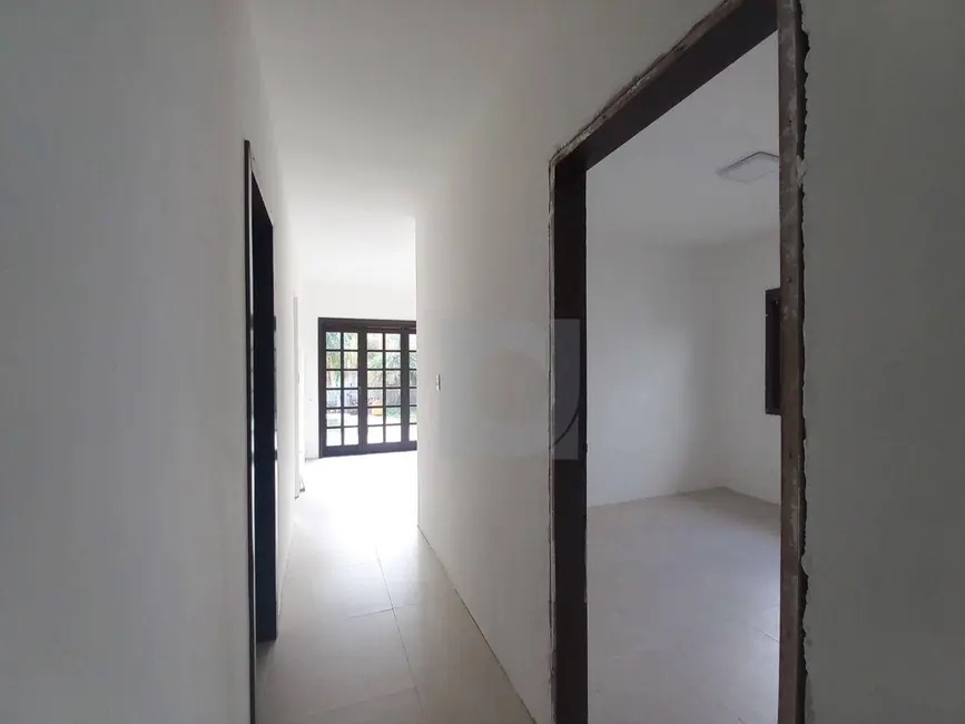 Foto 8 de Casa com 4 quartos para alugar, 300m2 em Pinheiro, Sao Leopoldo - RS