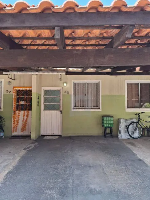 Foto 2 de Casa com 2 quartos para alugar, 91m2 em Sao Leopoldo - RS