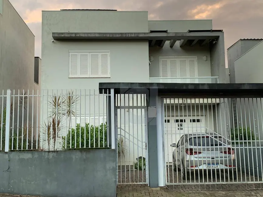 Foto 1 de Sobrado com 3 quartos à venda, 160m2 em Feitoria, Sao Leopoldo - RS