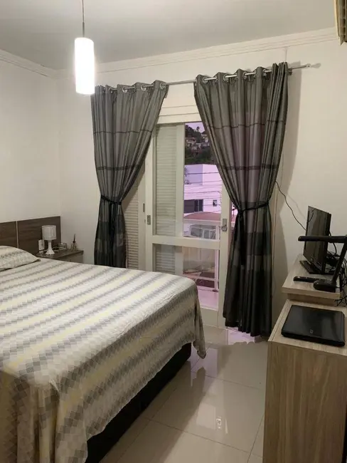 Foto 5 de Sobrado com 3 quartos à venda, 160m2 em Feitoria, Sao Leopoldo - RS