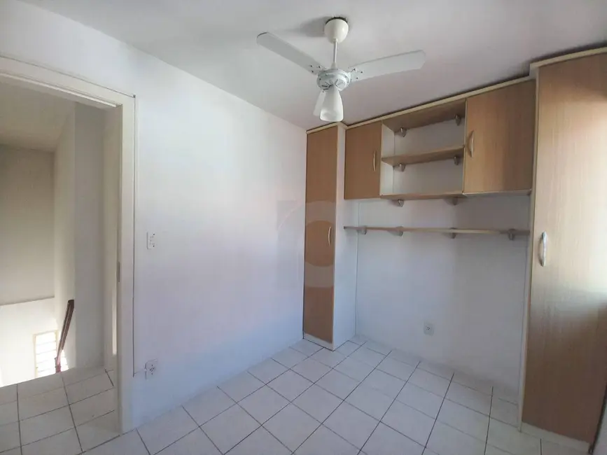 Foto 9 de Casa de Condomínio com 2 quartos à venda e para alugar, 45m2 em Vicentina, Sao Leopoldo - RS