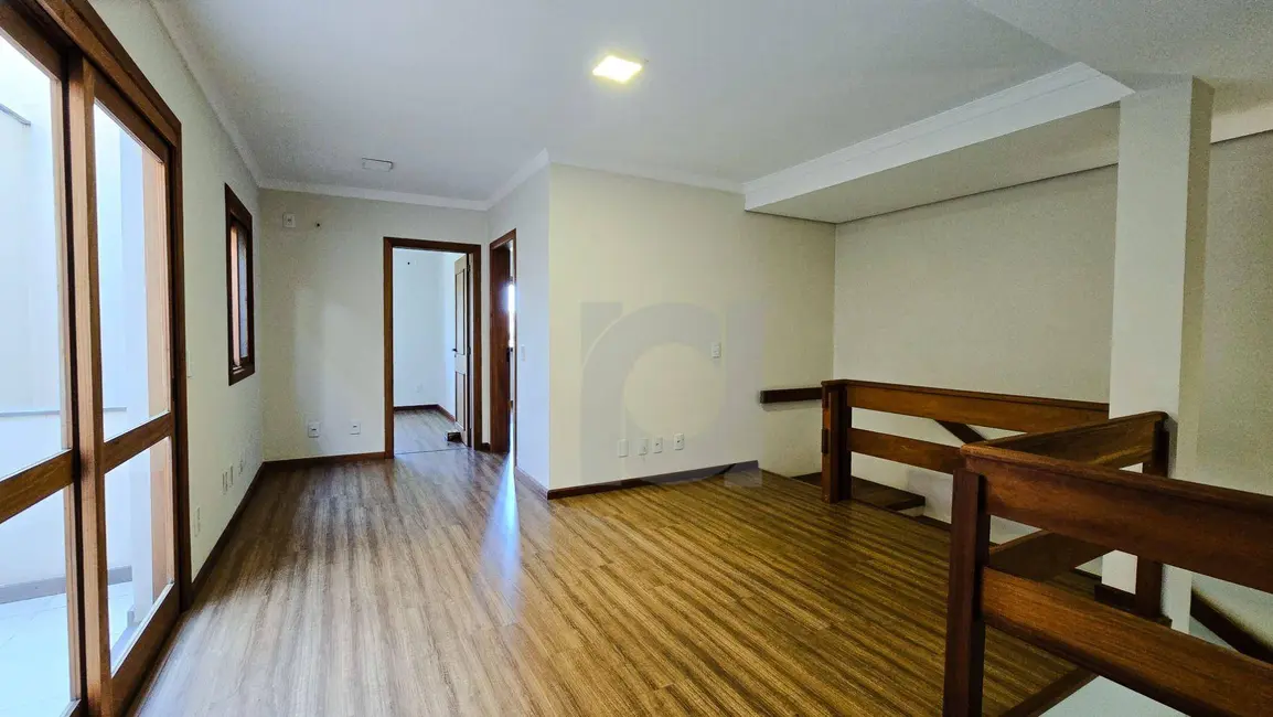 Foto 6 de Casa com 3 quartos à venda e para alugar, 200m2 em Cristo Rei, Sao Leopoldo - RS