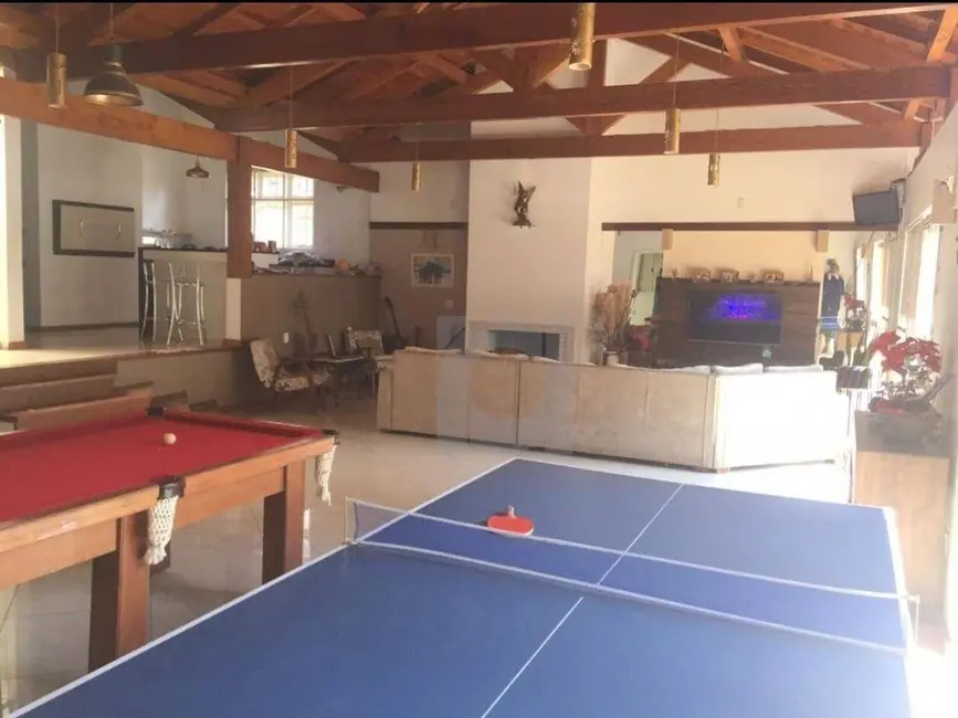 Casa com 3 quartos à venda, 1143m2 em Campestre, Sao Leopoldo - RS - imagem 2 Foto 2 de Casa com 3 quartos à venda, 1143m2 em Campestre, Sao Leopoldo - RS