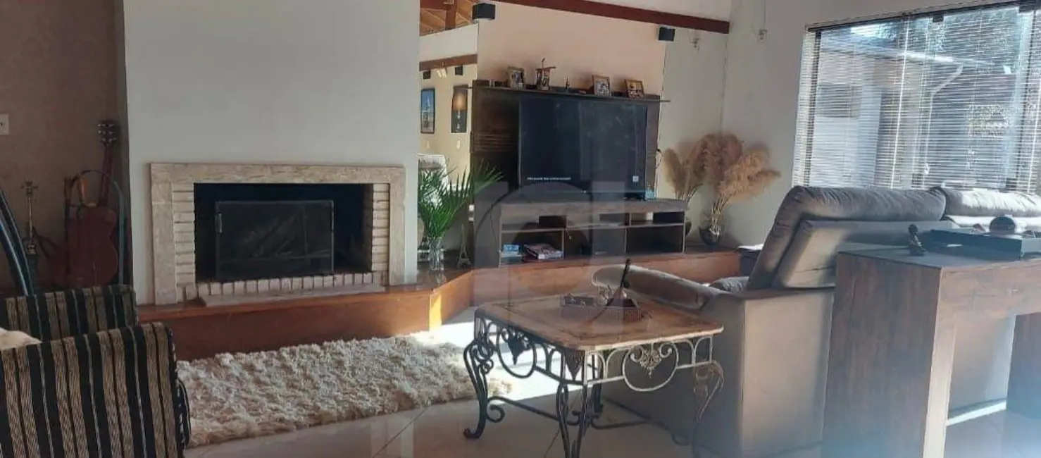 Casa com 3 quartos à venda, 1143m2 em Campestre, Sao Leopoldo - RS - imagem 1 Foto 1 de Casa com 3 quartos à venda, 1143m2 em Campestre, Sao Leopoldo - RS