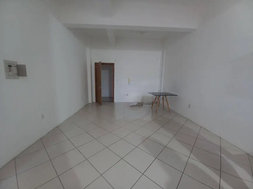 Foto 5 de Apartamento com 1 quarto para alugar, 60m2 em Cristo Rei, Sao Leopoldo - RS