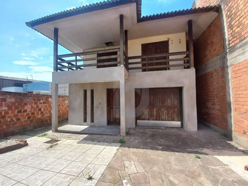 Foto 1 de Casa com 3 quartos para alugar, 300m2 em Vicentina, Sao Leopoldo - RS