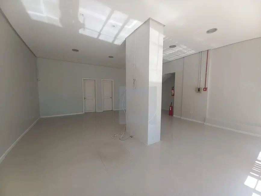 Loja para alugar, 76m2 em Centro, Sao Leopoldo - RS - imagem 5 Foto 5 de Loja para alugar, 76m2 em Centro, Sao Leopoldo - RS