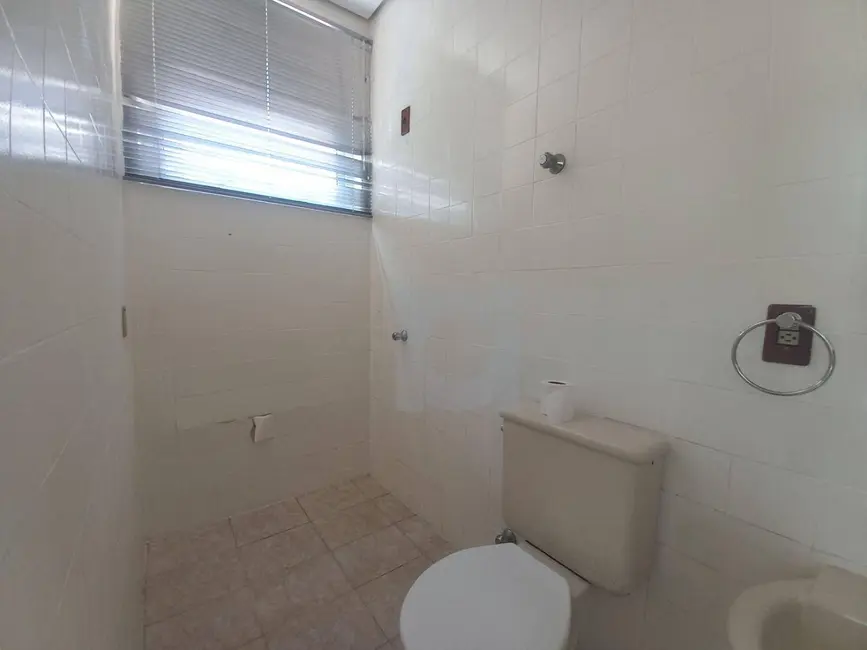 Loja para alugar, 76m2 em Centro, Sao Leopoldo - RS - imagem 8 Foto 8 de Loja para alugar, 76m2 em Centro, Sao Leopoldo - RS