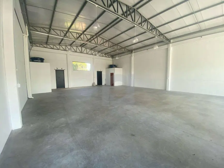 Foto 3 de Armazém / Galpão para alugar, 300m2 em Portao - RS