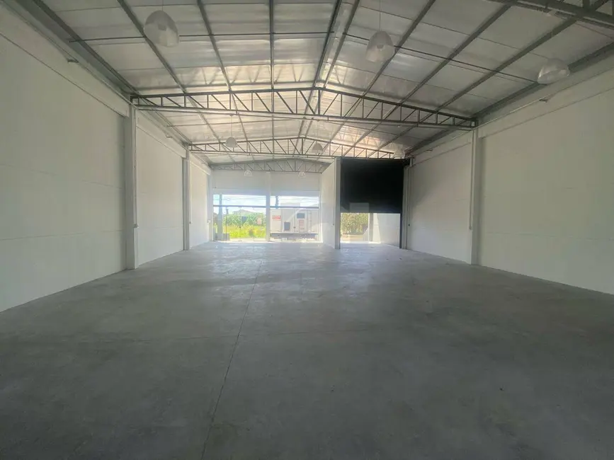 Foto 4 de Armazém / Galpão para alugar, 300m2 em Portao - RS