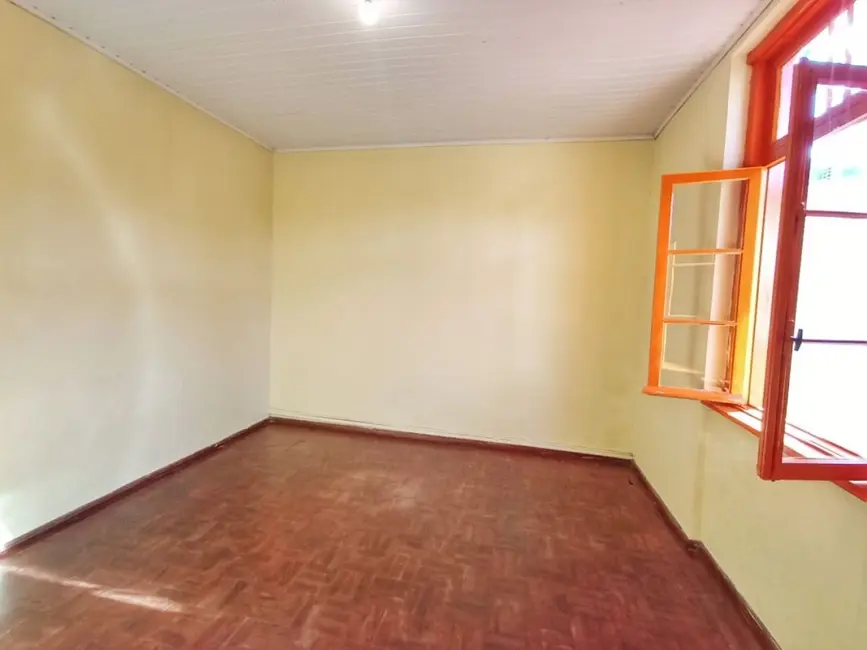 Casa para alugar, 150m2 em Centro, Sao Leopoldo - RS - imagem 9 Foto 9 de Casa para alugar, 150m2 em Centro, Sao Leopoldo - RS
