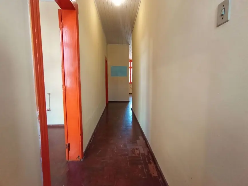 Casa para alugar, 150m2 em Centro, Sao Leopoldo - RS - imagem 2 Foto 2 de Casa para alugar, 150m2 em Centro, Sao Leopoldo - RS