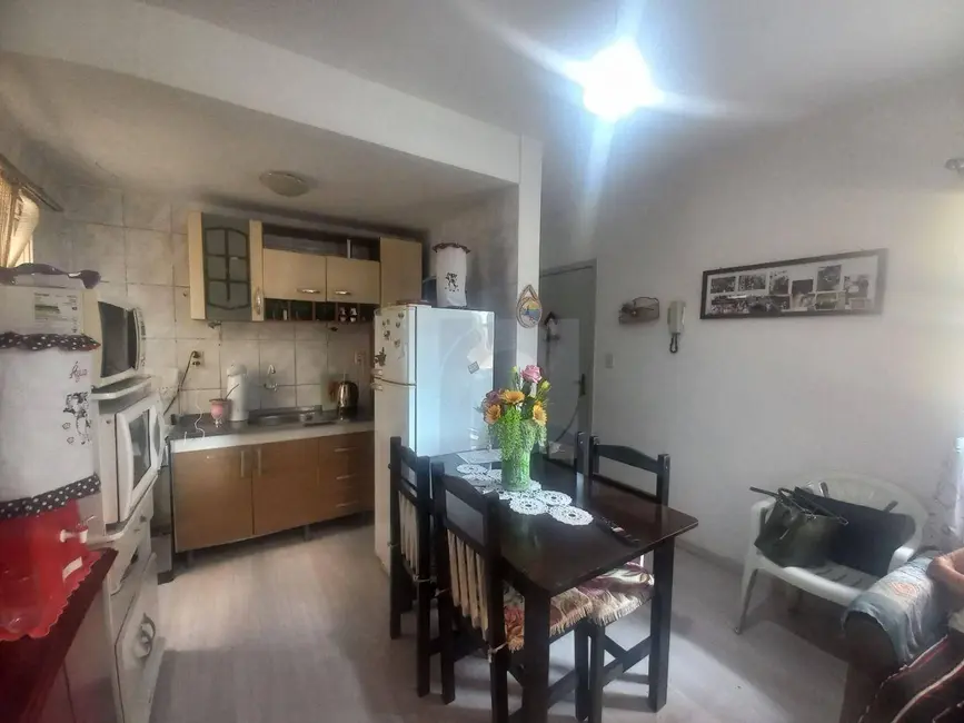 Foto 2 de Kitnet com 1 quarto à venda, 35m2 em Centro, Sao Leopoldo - RS