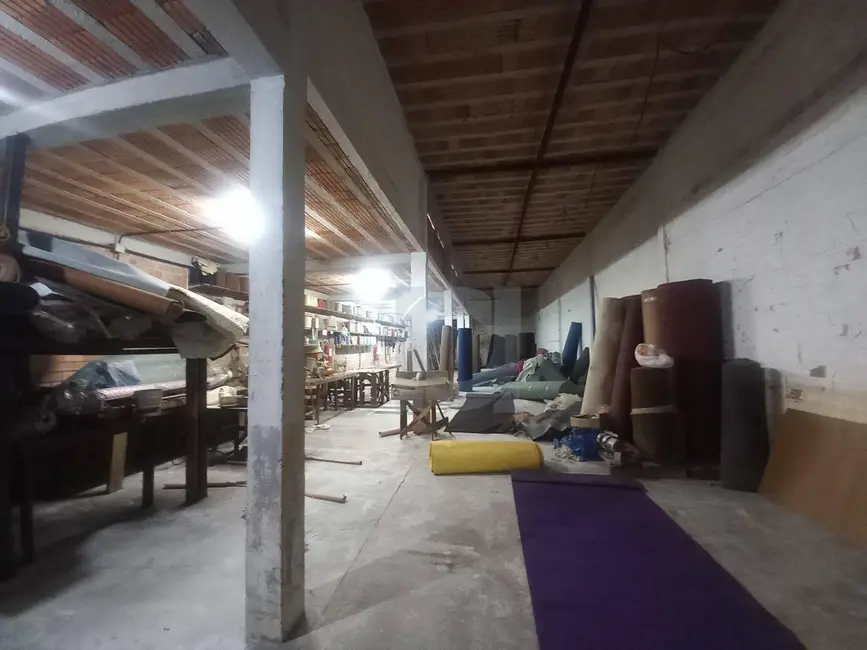Foto 3 de Armazém / Galpão para alugar, 340m2 em Centro, Sao Leopoldo - RS