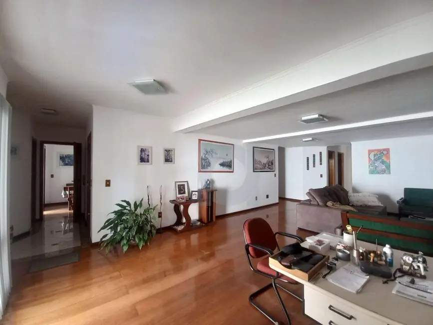 Apartamento com 3 quartos à venda e para alugar, 170m2 em Centro, Sao Leopoldo - RS - imagem 2 Foto 2 de Apartamento com 3 quartos à venda e para alugar, 170m2 em Centro, Sao Leopoldo - RS