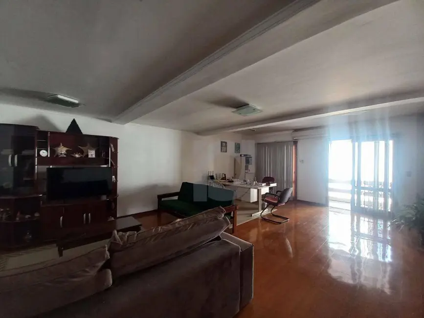 Apartamento com 3 quartos à venda e para alugar, 170m2 em Centro, Sao Leopoldo - RS - imagem 6 Foto 6 de Apartamento com 3 quartos à venda e para alugar, 170m2 em Centro, Sao Leopoldo - RS