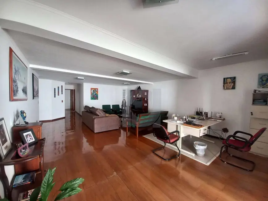 Apartamento com 3 quartos à venda e para alugar, 170m2 em Centro, Sao Leopoldo - RS - imagem 4 Foto 4 de Apartamento com 3 quartos à venda e para alugar, 170m2 em Centro, Sao Leopoldo - RS