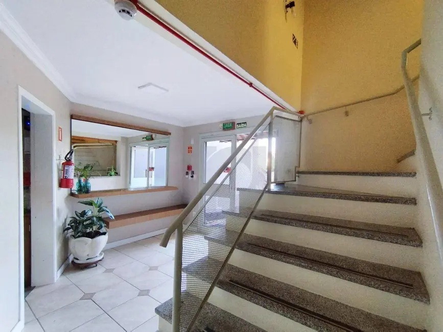 Foto 3 de Apartamento com 2 quartos para alugar, 60m2 em Rio Branco, Sao Leopoldo - RS