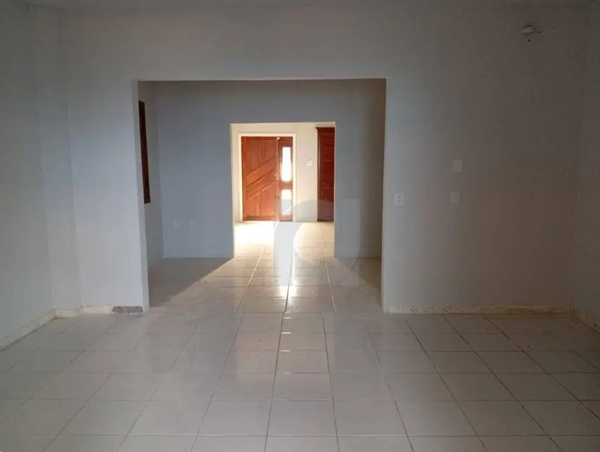 Casa com 3 quartos à venda e para alugar, 336m2 em Centro, Sao Leopoldo - RS - imagem 4 Foto 4 de Casa com 3 quartos à venda e para alugar, 336m2 em Centro, Sao Leopoldo - RS