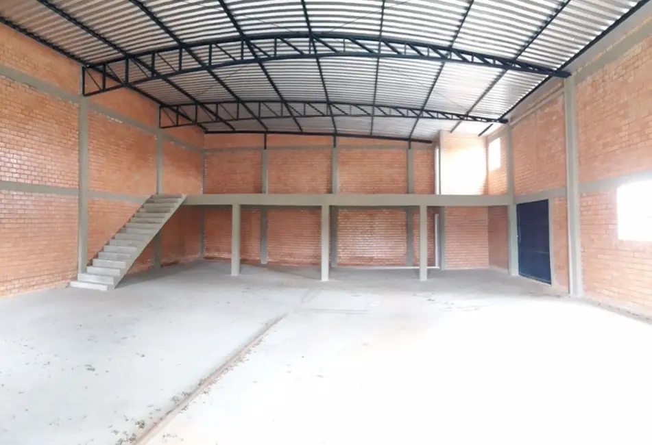 Foto 1 de Armazém / Galpão à venda e para alugar, 280m2 em Feitoria, Sao Leopoldo - RS