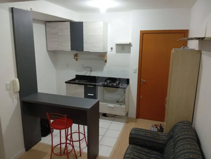 Foto 2 de Kitnet com 1 quarto para alugar, 28m2 em Centro, Sao Leopoldo - RS