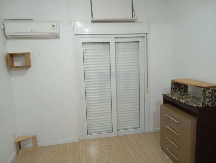 Foto 5 de Kitnet com 1 quarto para alugar, 28m2 em Centro, Sao Leopoldo - RS