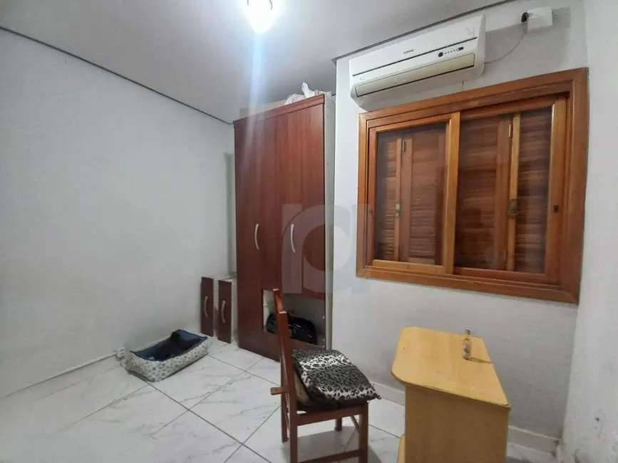 Casa com 2 quartos para alugar, 200m2 em Campestre, Sao Leopoldo - RS - imagem 9 Foto 9 de Casa com 2 quartos para alugar, 200m2 em Campestre, Sao Leopoldo - RS