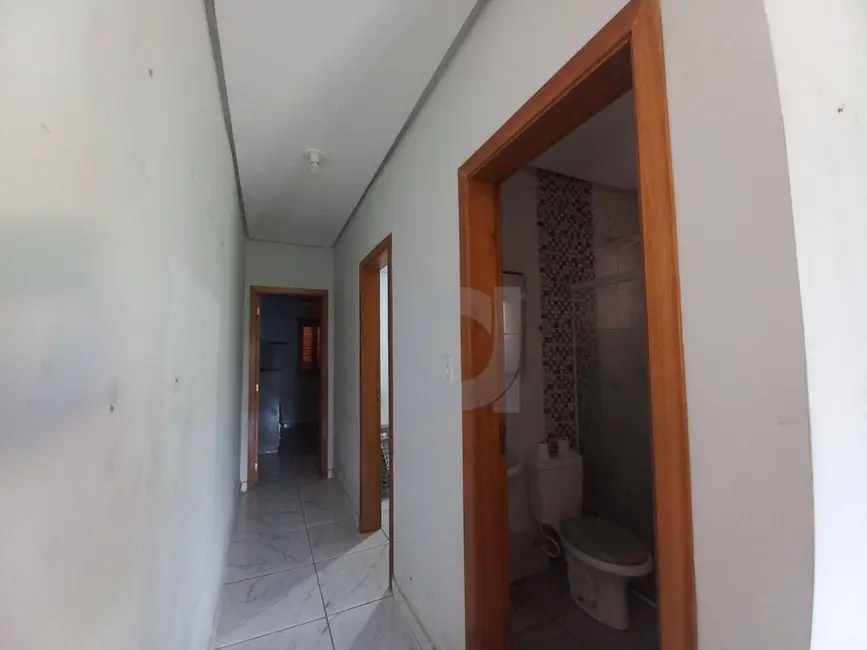 Casa com 2 quartos para alugar, 200m2 em Campestre, Sao Leopoldo - RS - imagem 7 Foto 7 de Casa com 2 quartos para alugar, 200m2 em Campestre, Sao Leopoldo - RS