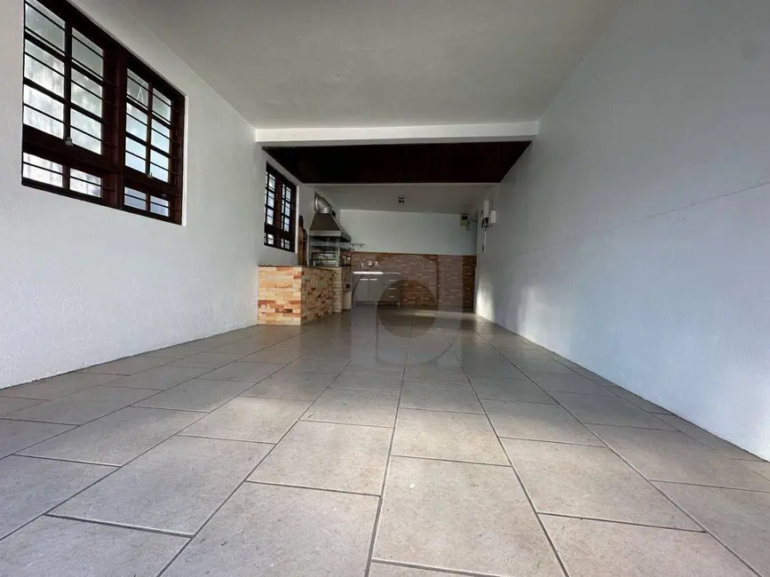 Casa com 2 quartos à venda, 162m2 em Primavera, Novo Hamburgo - RS - imagem 9 Foto 9 de Casa com 2 quartos à venda, 162m2 em Primavera, Novo Hamburgo - RS