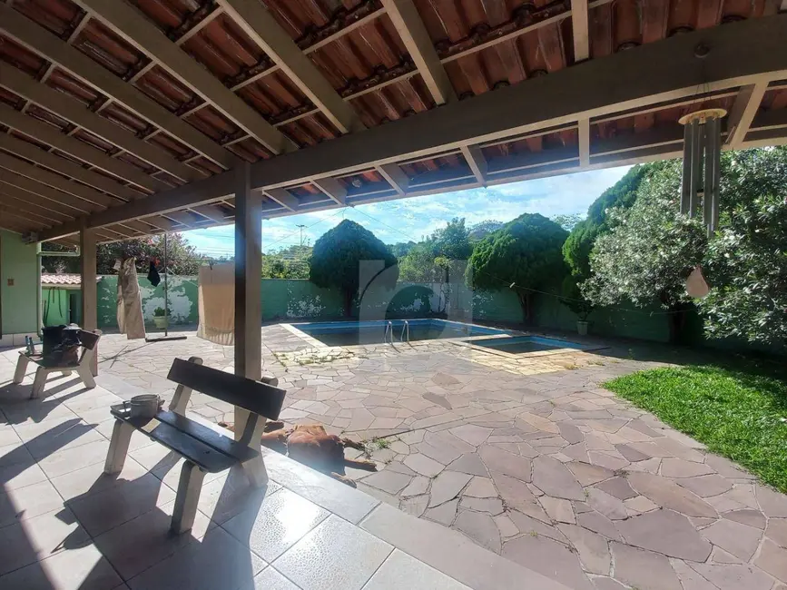 Casa com 4 quartos para alugar, 848m2 em São João Batista, Sao Leopoldo - RS - imagem 8 Foto 8 de Casa com 4 quartos para alugar, 848m2 em São João Batista, Sao Leopoldo - RS