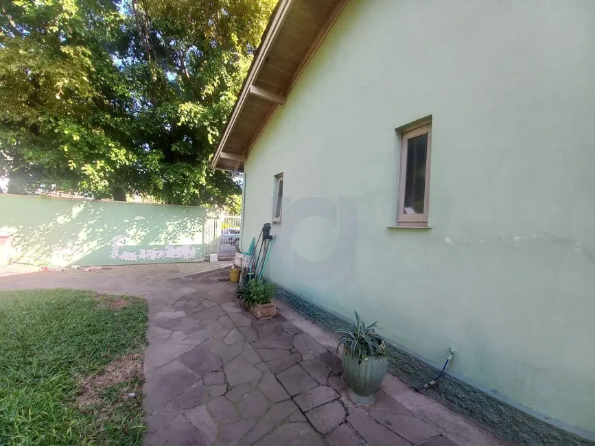 Casa com 4 quartos para alugar, 848m2 em São João Batista, Sao Leopoldo - RS - imagem 5 Foto 5 de Casa com 4 quartos para alugar, 848m2 em São João Batista, Sao Leopoldo - RS