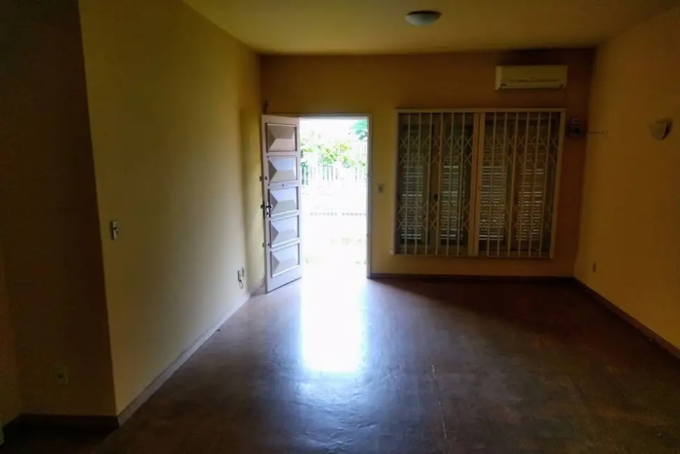 Foto 4 de Casa com 3 quartos para alugar, 260m2 em São José, Sao Leopoldo - RS