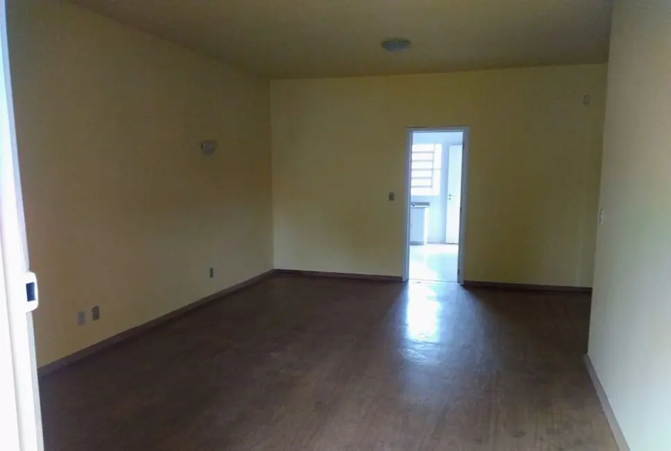 Foto 3 de Casa com 3 quartos para alugar, 260m2 em São José, Sao Leopoldo - RS