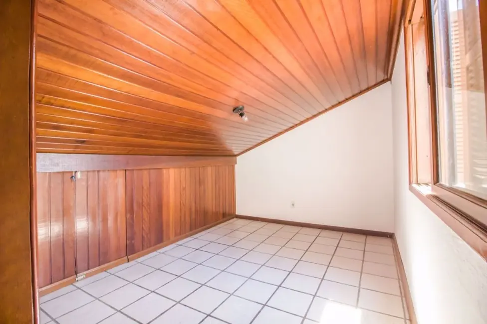 Foto 4 de Kitnet com 1 quarto para alugar, 37m2 em Rio Branco, Sao Leopoldo - RS