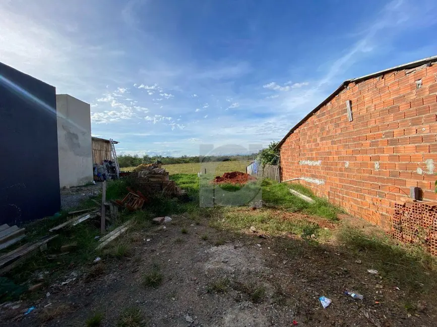 Foto 1 de Terreno / Lote à venda, 160m2 em Portao - RS