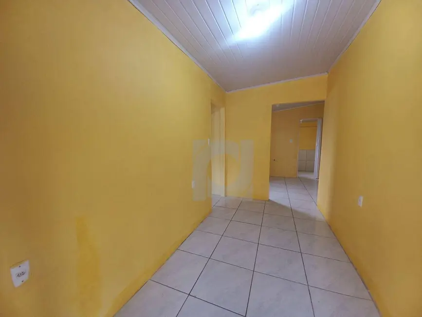 Foto 5 de Casa com 3 quartos para alugar, 105m2 em Arroio da Manteiga, Sao Leopoldo - RS